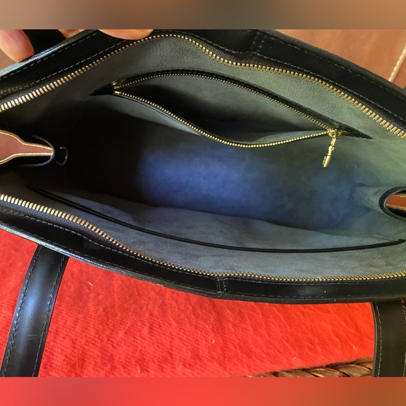 Louis Vuitton Epi Lussac/ Black - Picture 5 of 9